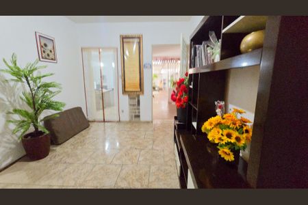 Sala de casa para alugar com 4 quartos, 353m² em Indaiá, Belo Horizonte