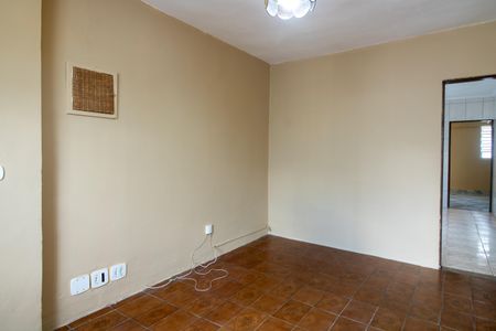 Sala de casa à venda com 5 quartos, 100m² em Vila Uniao (zona Leste), São Paulo