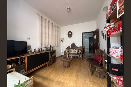 Casa à venda com 3 quartos, 208m² em Santo Andre, Belo Horizonte