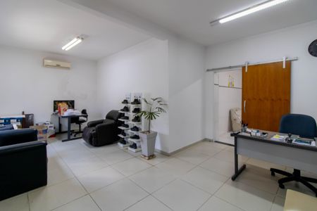 Sala de casa à venda com 3 quartos, 400m² em Vila Augusta, Guarulhos
