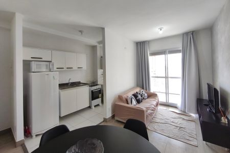 Sala de apartamento para alugar com 2 quartos, 57m² em Centro, Campinas