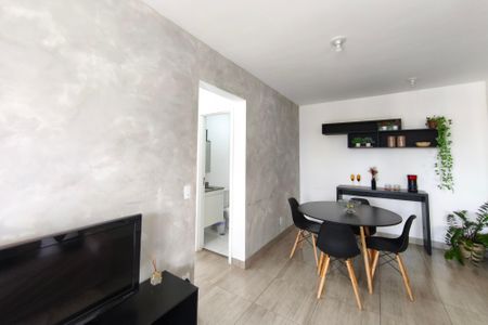 Sala de apartamento para alugar com 2 quartos, 57m² em Centro, Campinas