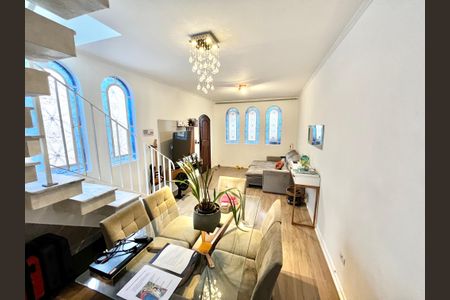 Sala de casa à venda com 5 quartos, 124m² em Santa Teresinha, São Paulo