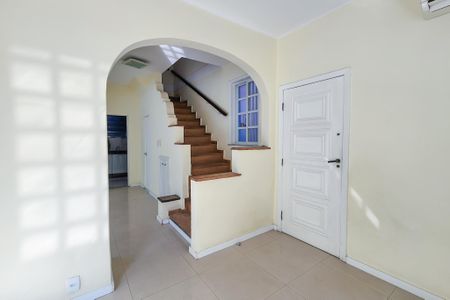 Sala de casa para alugar com 4 quartos, 190m² em Humaitá, Rio de Janeiro