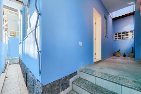 Entrada de casa para alugar com 4 quartos, 190m² em Humaitá, Rio de Janeiro