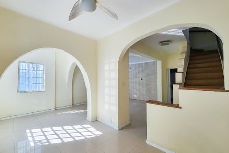 Sala de casa para alugar com 4 quartos, 190m² em Humaitá, Rio de Janeiro