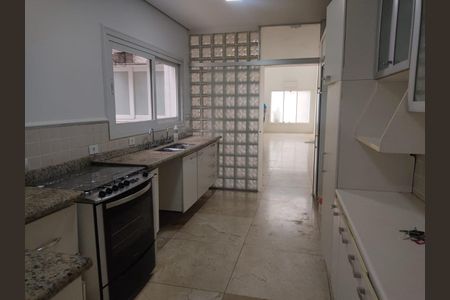 Casa para alugar com 3 quartos, 250m² em Pinheiros, São Paulo