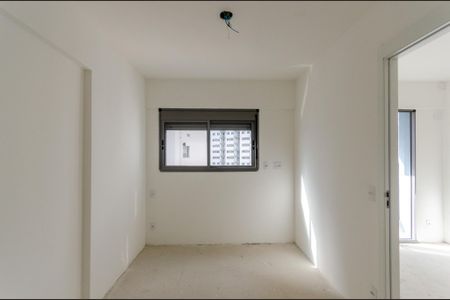 Quarto 1 de apartamento para alugar com 2 quartos, 44m² em Vila Albertina, São Paulo