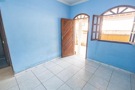 sala de casa à venda com 2 quartos, 180m² em Conjunto Confisco, Belo Horizonte