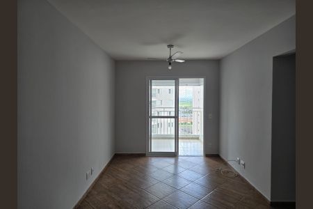 Sala de apartamento para alugar com 3 quartos, 76m² em Vila Augusta, Guarulhos