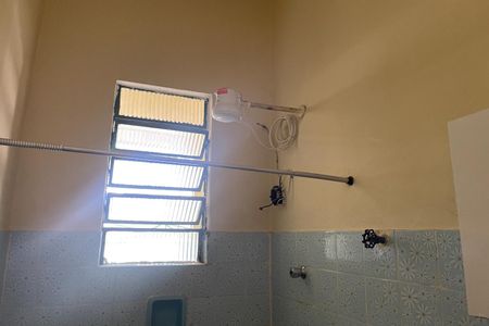 Banheiro de casa para alugar com 1 quarto, 55m² em Parque Lafaiete, Duque de Caxias