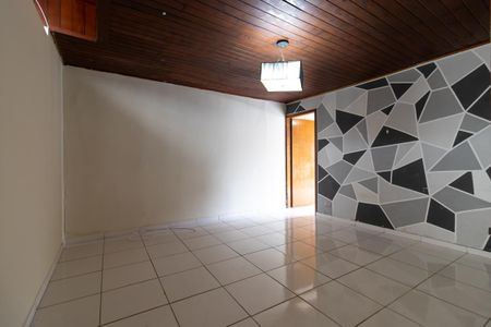 Sala de casa para alugar com 2 quartos, 63m² em Ponte Rasa, São Paulo