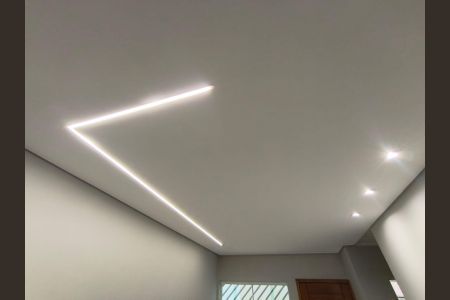 Casa de Condomínio à venda com 2 quartos, 65m² em Vila Santana, São Paulo