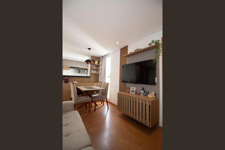 Sala de apartamento à venda com 2 quartos, 38m² em Jardim Rosa de Franca, Guarulhos