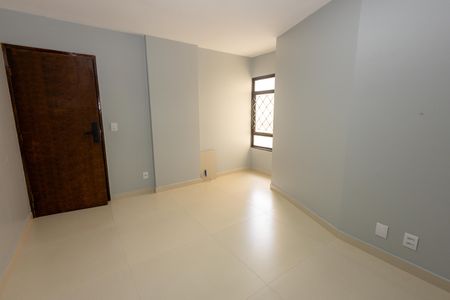 Sala de apartamento para alugar com 2 quartos, 61m² em Setor Bueno, Goiânia