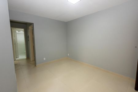 Sala de apartamento para alugar com 2 quartos, 61m² em Setor Bueno, Goiânia