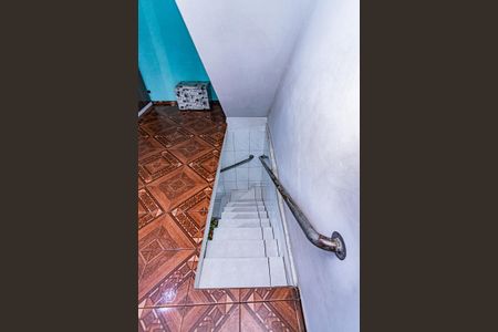 Escada de casa à venda com 2 quartos, 130m² em Vila Rica, São Paulo