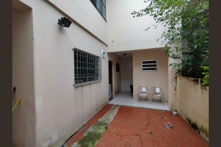 Quintal de casa à venda com 3 quartos, 246m² em Vila Natalia, São Paulo