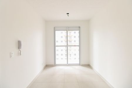 Sala de apartamento para alugar com 1 quarto, 38m² em Guaiauna, São Paulo