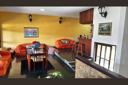 Casa à venda com 4 quartos, 311m² em Tanque, Rio de Janeiro