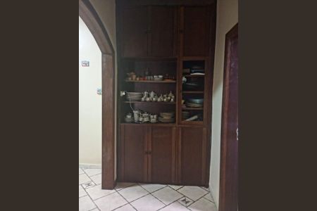 Casa à venda com 4 quartos, 360m² em Universitário, Belo Horizonte