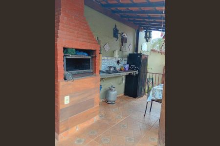 Casa à venda com 4 quartos, 360m² em Universitário, Belo Horizonte