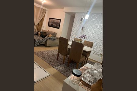 Sala de apartamento para alugar com 3 quartos, 73m² em Marechal Hermes, Rio de Janeiro