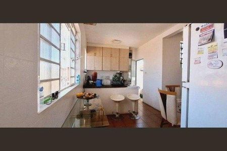 Casa à venda com 3 quartos, 360m² em Horto Florestal, Belo Horizonte