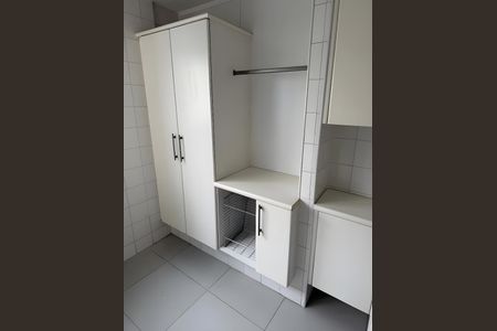 Apartamento para alugar com 3 quartos, 118m² em Jardim Vila Mariana, São Paulo