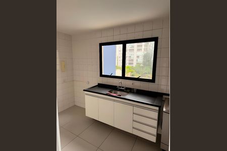 Apartamento para alugar com 3 quartos, 118m² em Jardim Vila Mariana, São Paulo