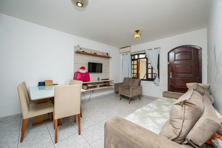 Sala de casa para alugar com 3 quartos, 130m² em Parque Jabaquara, São Paulo