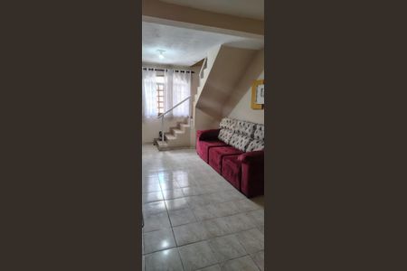 Sala de casa à venda com 4 quartos, 147m² em Jardim Alzira Franco, Santo André