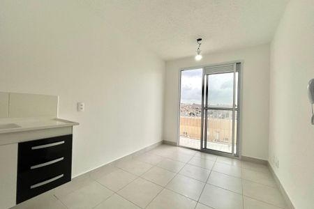 Sala de apartamento para alugar com 1 quarto, 43m² em Jardim Itacolomi, São Paulo