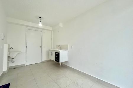 Sala de apartamento para alugar com 1 quarto, 43m² em Jardim Itacolomi, São Paulo