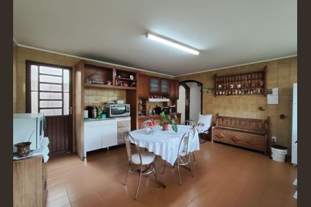 Cozinha de casa para alugar com 2 quartos, 350m² em Nossa Senhora das Gracas, Canoas