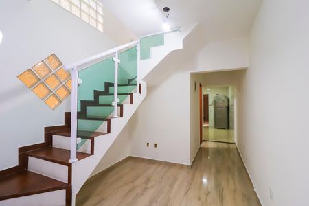 Sala de casa para alugar com 2 quartos, 150m² em Vila Verde, São Paulo