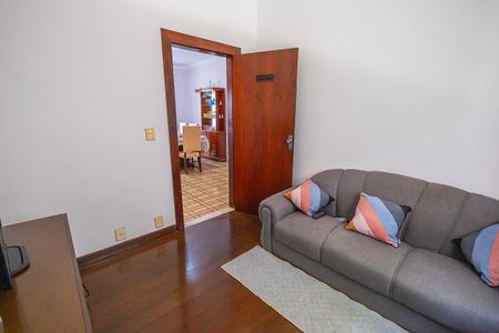 quarto 1 de casa à venda com 5 quartos, 352m² em Floramar, Belo Horizonte