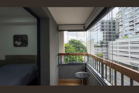 Sacada de kitnet/studio para alugar com 1 quarto, 25m² em Brooklin, São Paulo