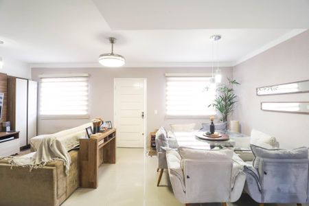 Casa de Condomínio à venda com 3 quartos, 145m² em Vila Paiva, São Paulo