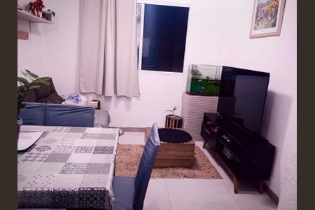 Sala de apartamento para alugar com 2 quartos, 41m² em Olaria, Canoas