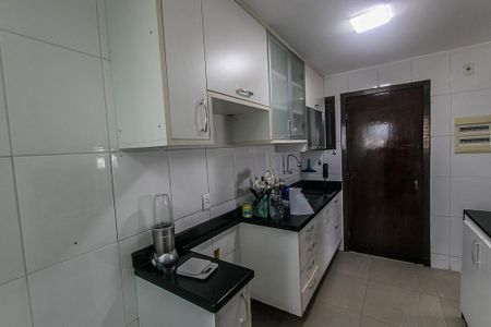 Cozinha de apartamento para alugar com 3 quartos, 167m² em Stiep, Salvador