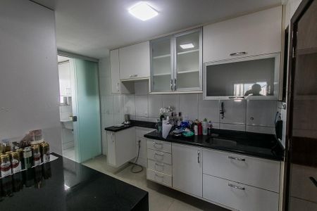 Cozinha de apartamento para alugar com 3 quartos, 167m² em Stiep, Salvador