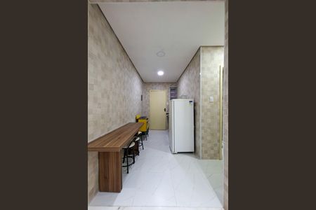 Cozinha de kitnet/studio para alugar com 0 quarto, 40m² em Vila Assuncao, Praia Grande