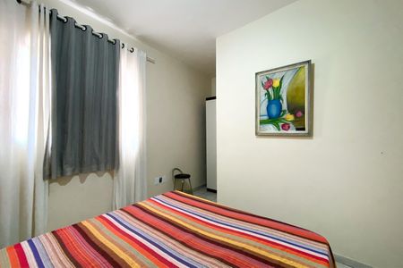 Quarto 1 de casa para alugar com 2 quartos, 110m² em Santa Terezinha, Belo Horizonte