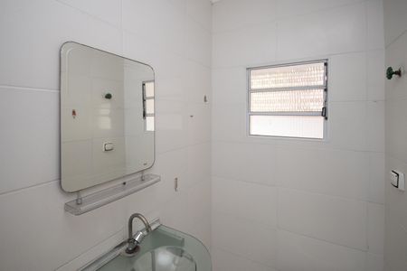 Banheiro de casa para alugar com 1 quarto, 40m² em Jardim Brasil (zona Norte), São Paulo