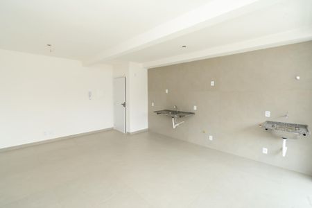 Sala e Cozinha de apartamento à venda com 2 quartos, 61m² em Jardim Industrial, Contagem