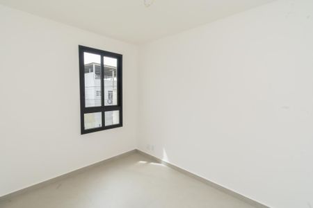 Quarto 1 de apartamento à venda com 2 quartos, 61m² em Jardim Industrial, Contagem