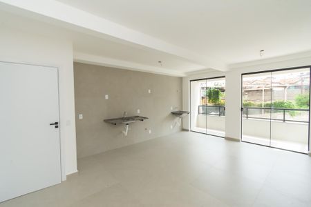 Sala e Cozinha de apartamento à venda com 2 quartos, 61m² em Jardim Industrial, Contagem