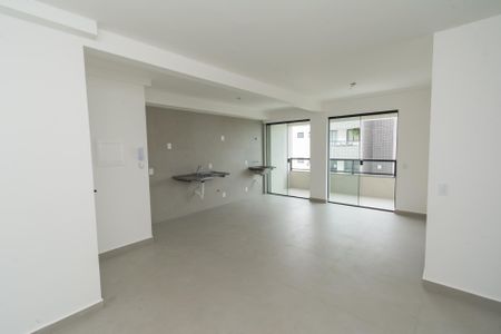 Apartamento à venda com 2 quartos, 76m² em Jardim Industrial, Contagem