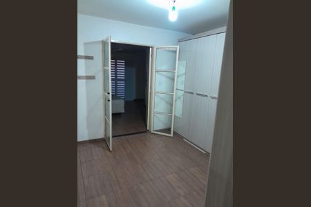 Quarto de casa à venda com 4 quartos, 350m² em Cidade Antônio Estêvão de Carvalho, São Paulo